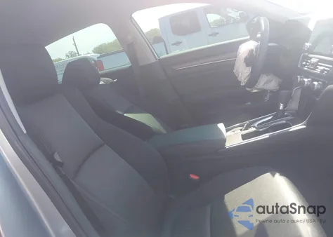 2022 Honda Accord Lx из США, поврежденный, VIN 1HGCV1F15NA059570